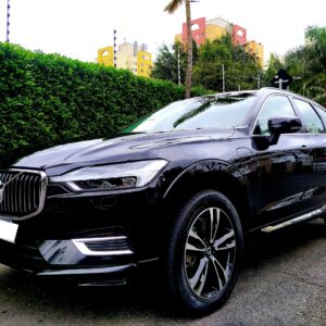 LUXO HÍBRIDO! Volvo XC60 T8 Momentum 2021 IMPECÁVEL!