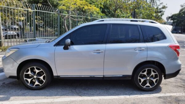 FORESTER XT 2.0 TB 4X4 AUTOMÁTICO - 2016 - Image 2