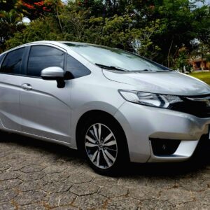 Honda Fit EX 1.5 Flex Câmbio automático Ano 2015 Prata 91.000km Abaixo da tabela ! Só R$59.990 CARRO IMPECÁVEL E TODO REVISADO! DOCUMENTAÇÃO EM DIA E PERÍCIA CAUTELAR APROVADA! VEÍCULO ADQUIRIDO EM LEILÃO DE FINANCIAMENTO MAS NÃO HÁ NADA QUE DESABONE O VEÍCULO EM SI. O CARRO ESTÁ IMPECÁVEL!