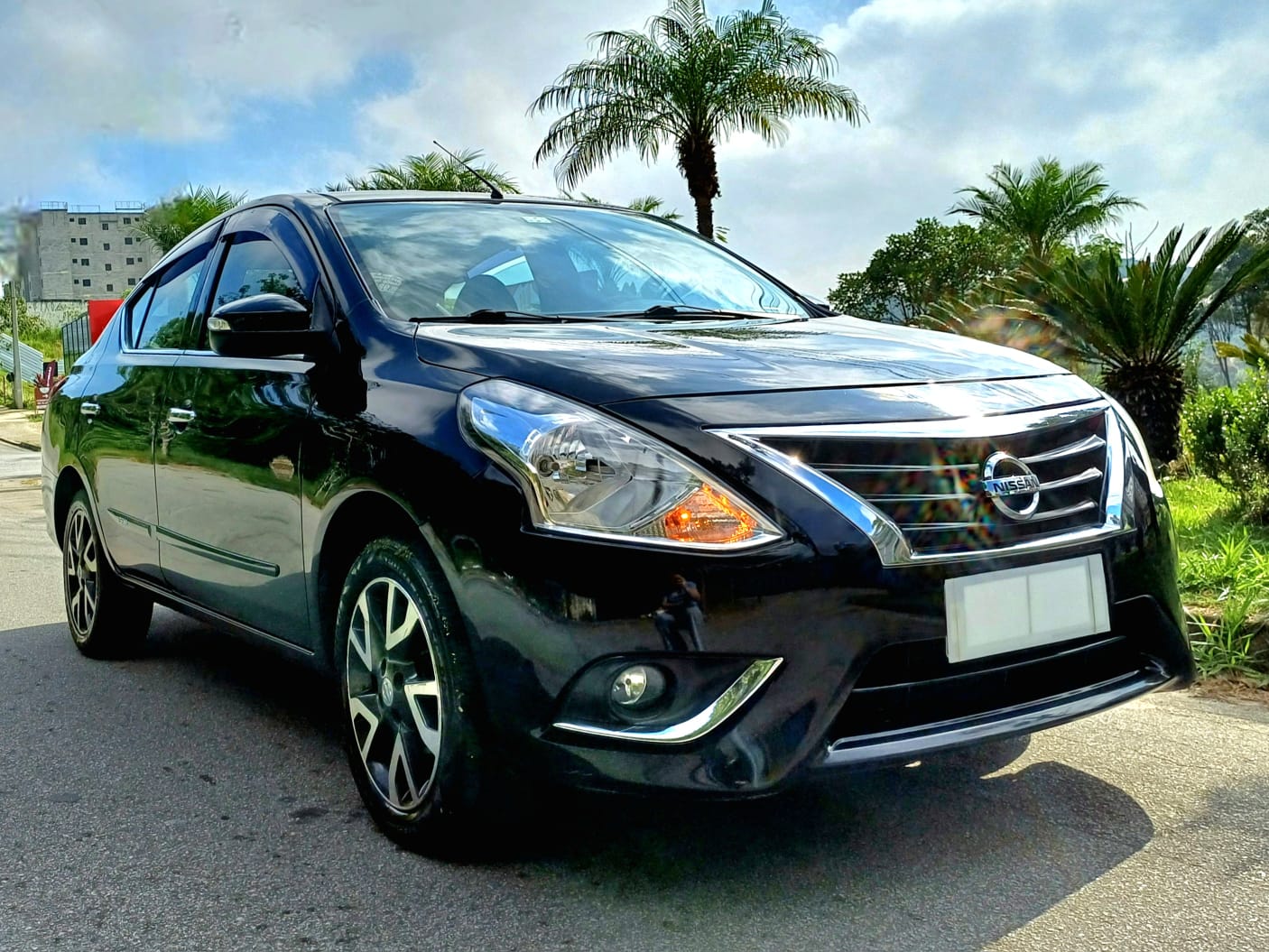 "Aproveite a Oportunidade Única! Nissan Versa Unique 1.6 Flex Automático 2017: O Sedan Completíssimo com R$10.000 ABAIXO DA TABELA FIPE, Exclusivo na Facilita Autos!