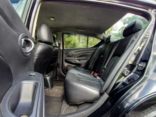 Nissan Versa Unique 1.6 Flex Automático 2017 Preto - R$10.000 ABAIXO FIPE! - Facilita Autos Jacareí - Imagem 9