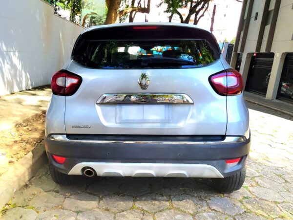 Renault Captur Intense 1.6 Flex Automática 2020 Prata - Impecável e Perícia Aprovada - Facilita Autos Jacareí - Imagem 6