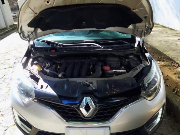 Renault Captur Intense 1.6 Flex Automática 2020 Prata - Impecável e Perícia Aprovada - Facilita Autos Jacareí - Imagem 8