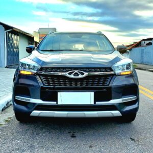 Tiggo 5X 2022 - Preço incrível em São José dos Campos Tiggo 5X TXS 2022 Automático | São José dos Campos – R$ 8 mil abaixo da FIPE Oportunidade para quem busca um SUV completo, sofisticado e com preço justo! O Tiggo 5X TXS 2022 automático vem com motor 1.5 Turbo Flex, câmbio automático, acabamento premium, teto solar panorâmico, câmera 360º, central multimídia e sistema de segurança completo. Ideal para quem deseja desempenho, espaço e tecnologia para toda a família. 📍 Ano: 2022 📍 Cor: Cinza 📍 Quilometragem: 100.000 km 📍 Versão: TXS (top de linha) 💰 R$ 8.000 abaixo da FIPE! 🔹 Tabela FIPE: R$ 98.053 🔹 Oferta: R$ 89.990