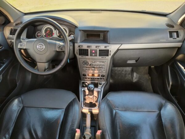 IMPERDÍVEL! Vectra GT-X 2.0 Flex 2010 Completo ABAIXO DA FIPE em Jacareí-SP! - Image 12