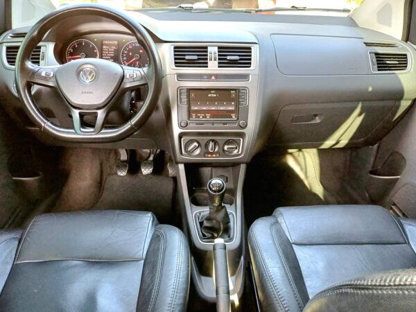 Volkswagen Fox Connect 1.6 Flex 2019 Preto - Impecável e Perícia Aprovada - Facilita Autos Jacareí - Imagem 12