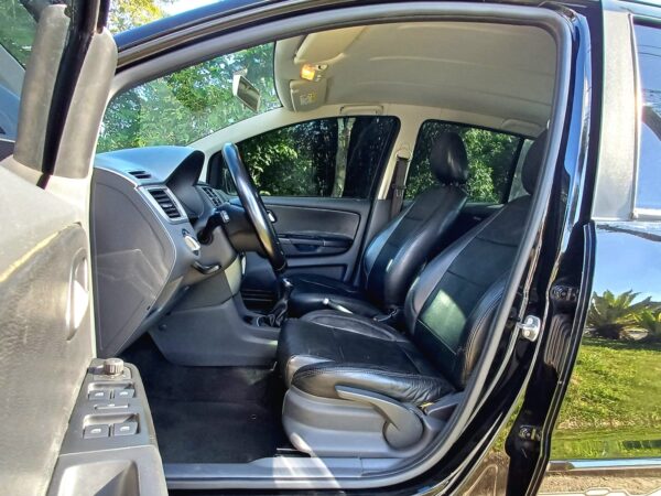 Volkswagen Fox Connect 1.6 Flex 2019 Preto - Impecável e Perícia Aprovada - Facilita Autos Jacareí - Imagem 11