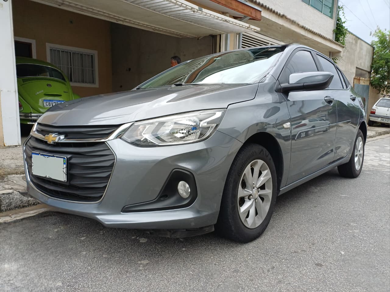 A Facilita Autos traz para o estoque um dos sedãs mais desejados do mercado: o Onix Plus LTZ Turbo 2021. Este veículo é referência em conectividade, segurança e economia de combustível.