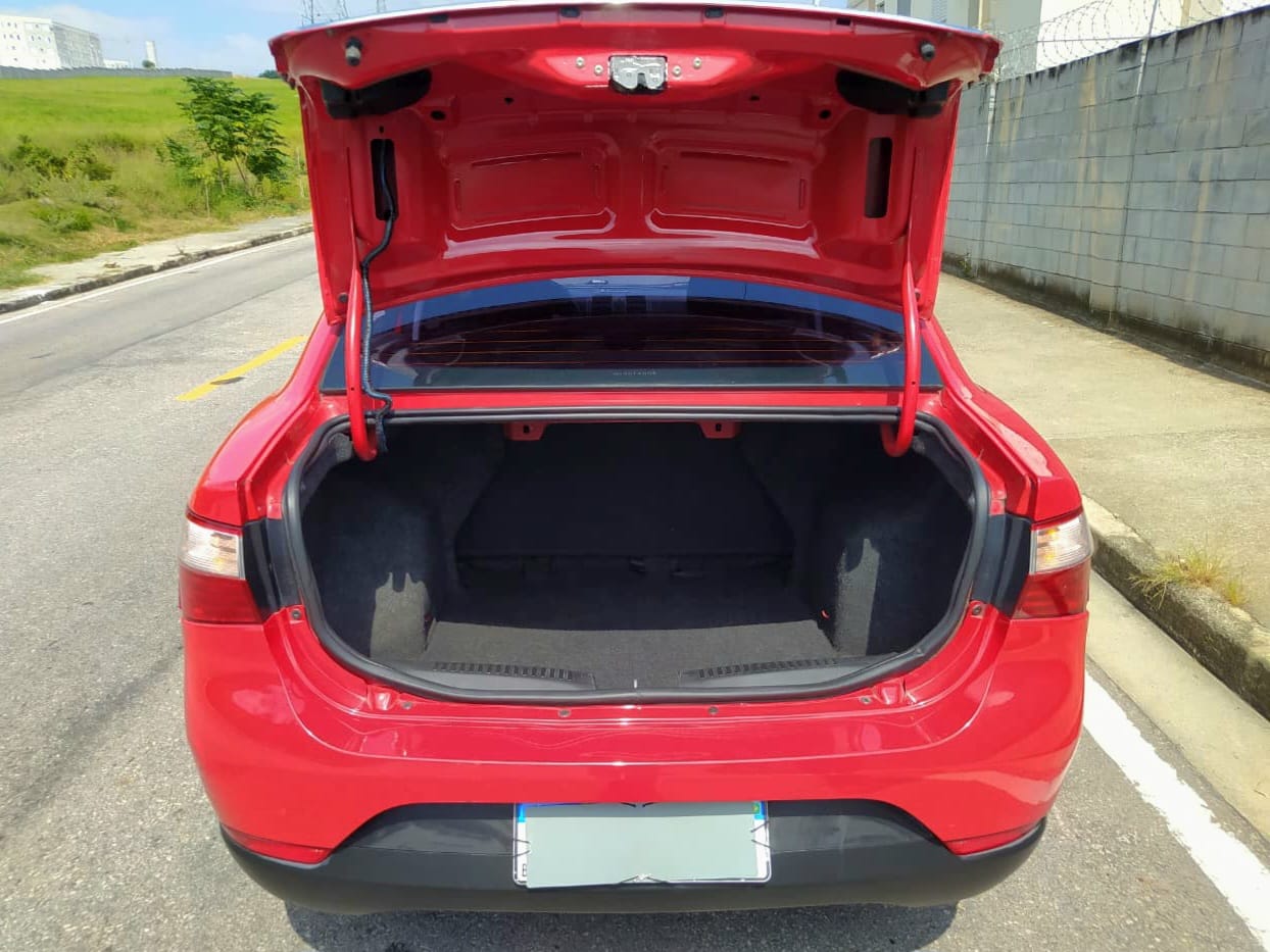 Fiat Grand Siena Attractive 1.4 2013: Sedan Completo - Imagem 9