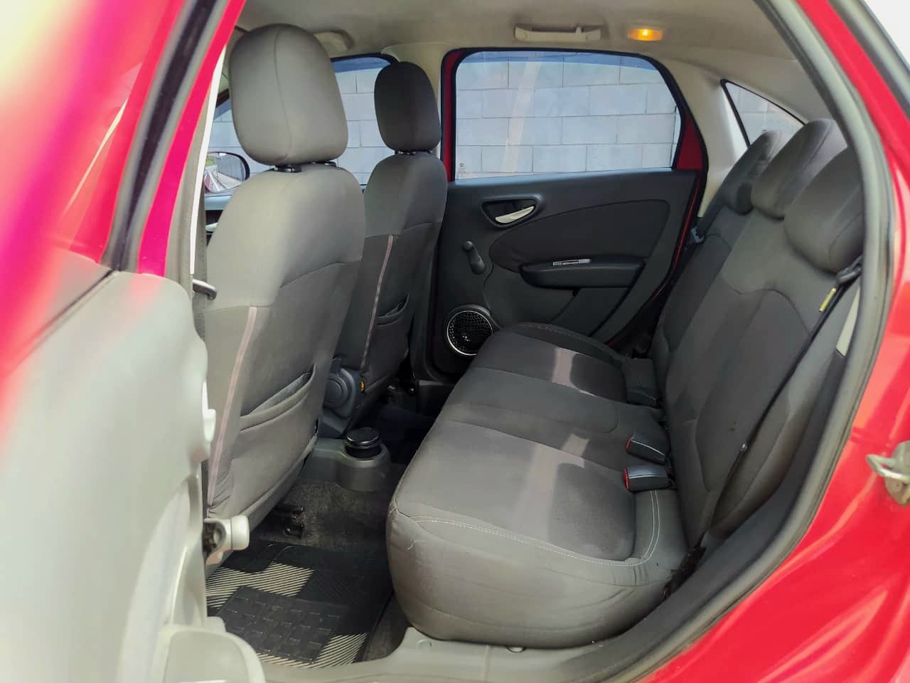 Fiat Grand Siena Attractive 1.4 2013: Sedan Completo - Imagem 10