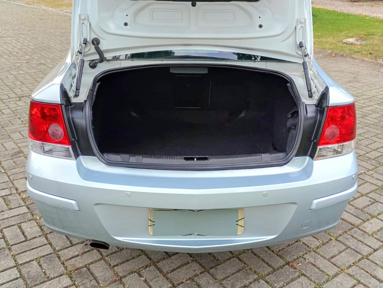 Vectra Sedan Elegance 2.0 Flex 2010 em Jacareí - Imagem 11