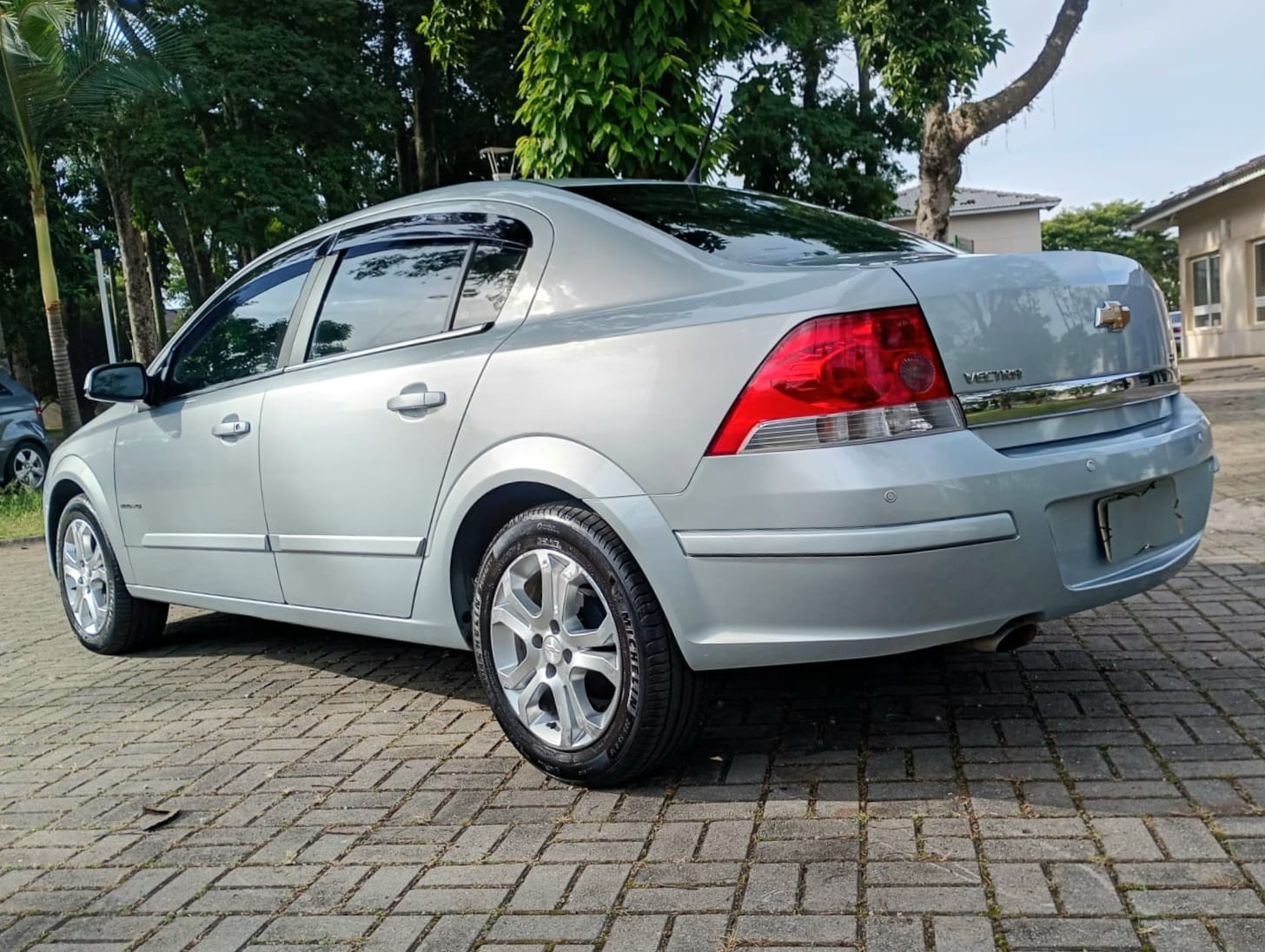 Vectra Sedan Elegance 2.0 Flex 2010 em Jacareí - Imagem 7