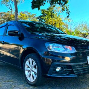 Volkswagen Voyage Comfortline 2017 em Jacareí Voyage Comfortline preto 2017 Volkswagen Voyage manual 2017 Interior Volkswagen Voyage Comfortline Voyage revisado em Jacareí Voyage com manual e chave reserva Volkswagen Voyage com perícia cautelar aprovada Sedã Volkswagen seminovo em Jacareí