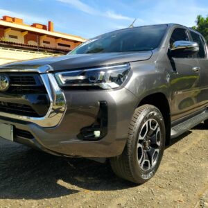 toyota hilux srx 2.8 tdi 2023 em jacarei Toyota Hilux SRX 2023 cinza diesel 4x4 Hilux Cabine Dupla SRX 2.8 em Jacareí Interior em couro Toyota Hilux SRX 2023 Painel e câmbio automático Hilux SRX 2023 Toyota Hilux cinza de único dono em Jacareí Hilux SRX 2023 com garantia de fábrica Toyota Hilux com perícia cautelar aprovada