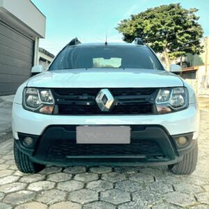 renault duster authentique 1.6 2020 em jacarei Renault Duster Authentique 2020 branca automática SUV Renault Duster 1.6 em Jacareí Interior e bancos Renault Duster 2020 Painel e câmbio automático Renault Duster 2020 Renault Duster branca 2020 revisada em Jacareí Duster automática 2020 com óleo de câmbio trocado Renault Duster com perícia cautelar aprovada