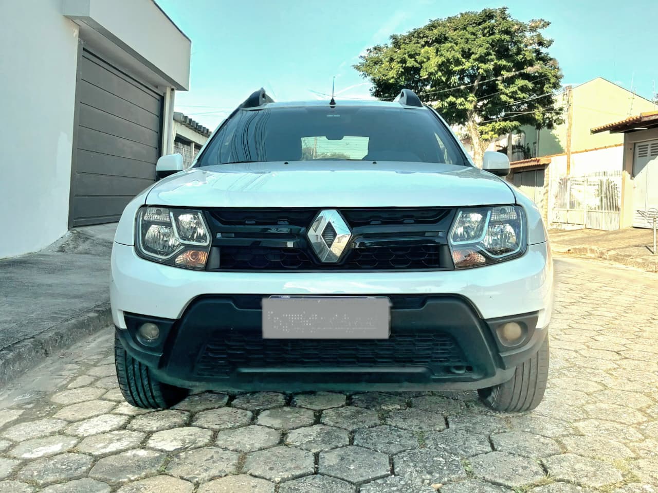 renault duster authentique 1.6 2020 em jacarei Renault Duster Authentique 2020 branca automática SUV Renault Duster 1.6 em Jacareí Interior e bancos Renault Duster 2020 Painel e câmbio automático Renault Duster 2020 Renault Duster branca 2020 revisada em Jacareí Duster automática 2020 com óleo de câmbio trocado Renault Duster com perícia cautelar aprovada