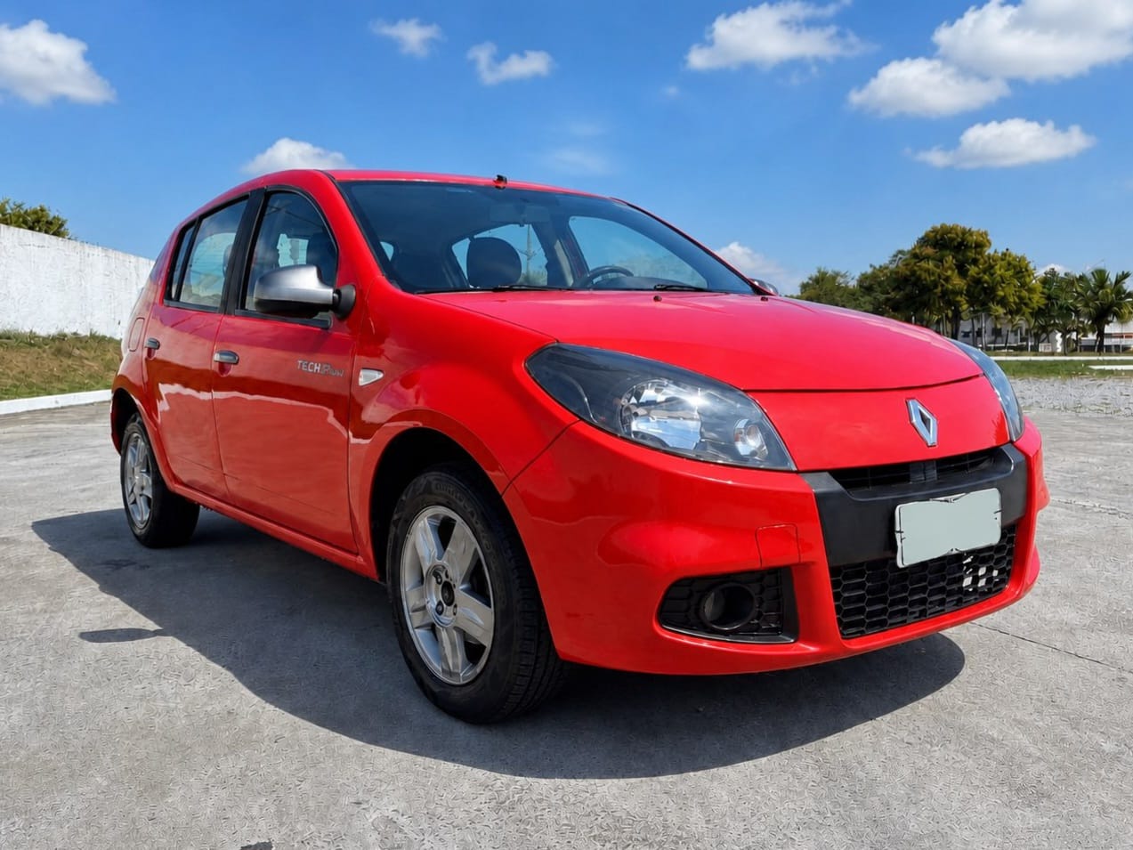 Sandero TechRun 2014 à Venda em Jacareí | Facilita Autos - Imagem 2