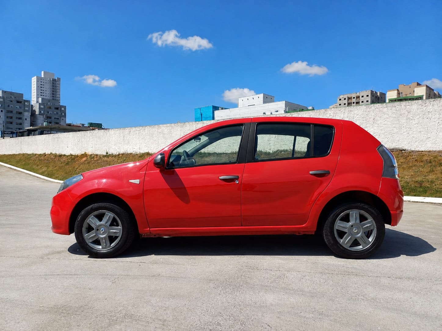 Sandero TechRun 2014 à Venda em Jacareí | Facilita Autos - Imagem 8