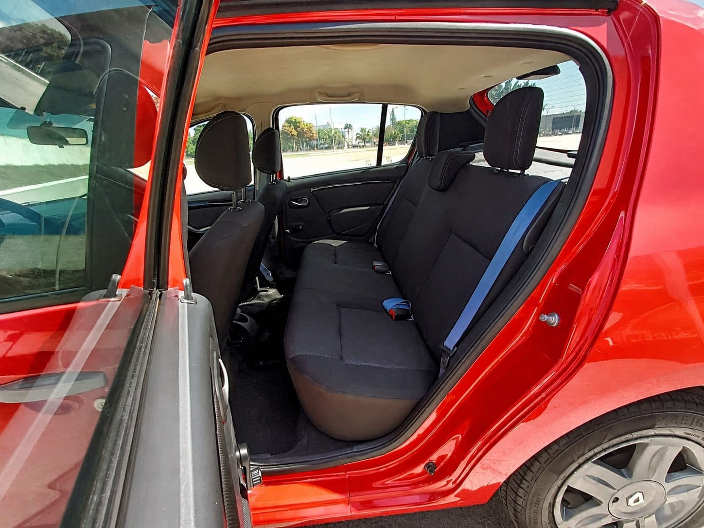 Sandero TechRun 2014 à Venda em Jacareí | Facilita Autos - Imagem 12
