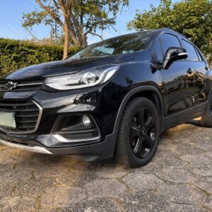 Tracker Midnight 2019 preta à venda em Jacareí
