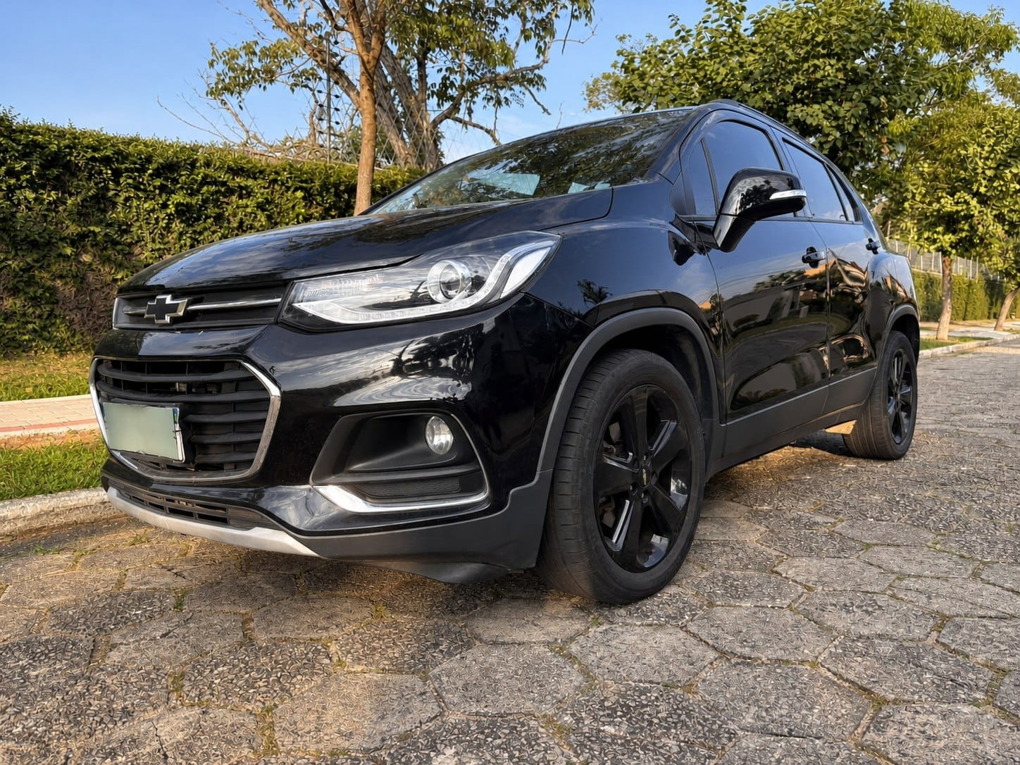 Tracker Midnight 2019 preta à venda em Jacareí